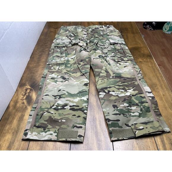Military Pants Medium Regular APECS Trousers Multicam OCP Rain Army - Picture 2 of 13